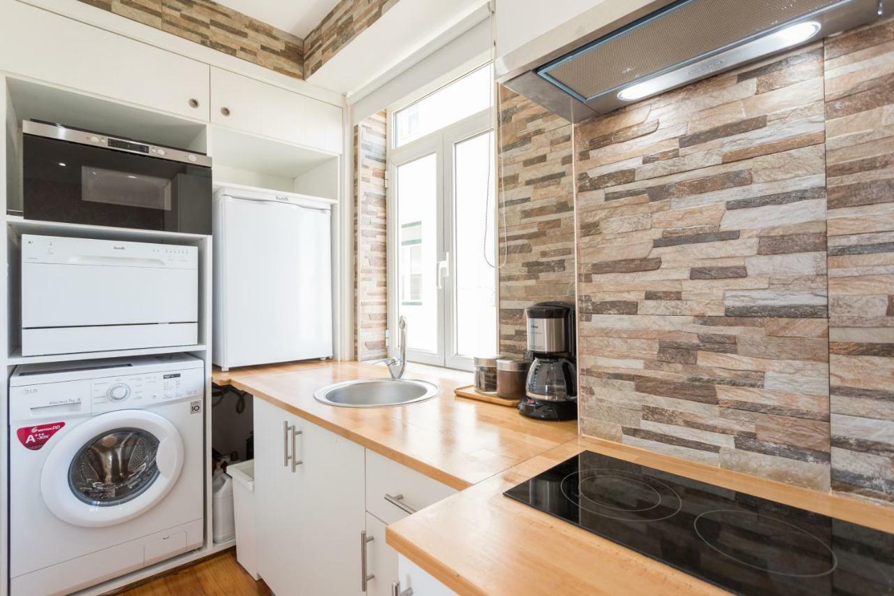 Alfama Vintage Studio Apartment W/ Riverview - By Lu Holidays Lisboa Eksteriør bilde